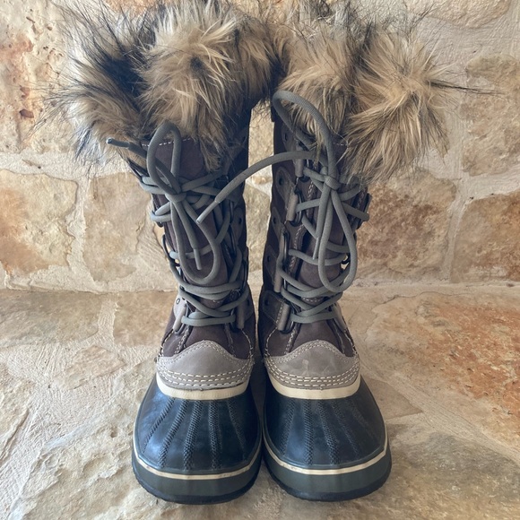 Sorel Joan of Arctic Women's Waterproof Boots Size 8 Faux Fur Removable Insert - Picture 3 of 15